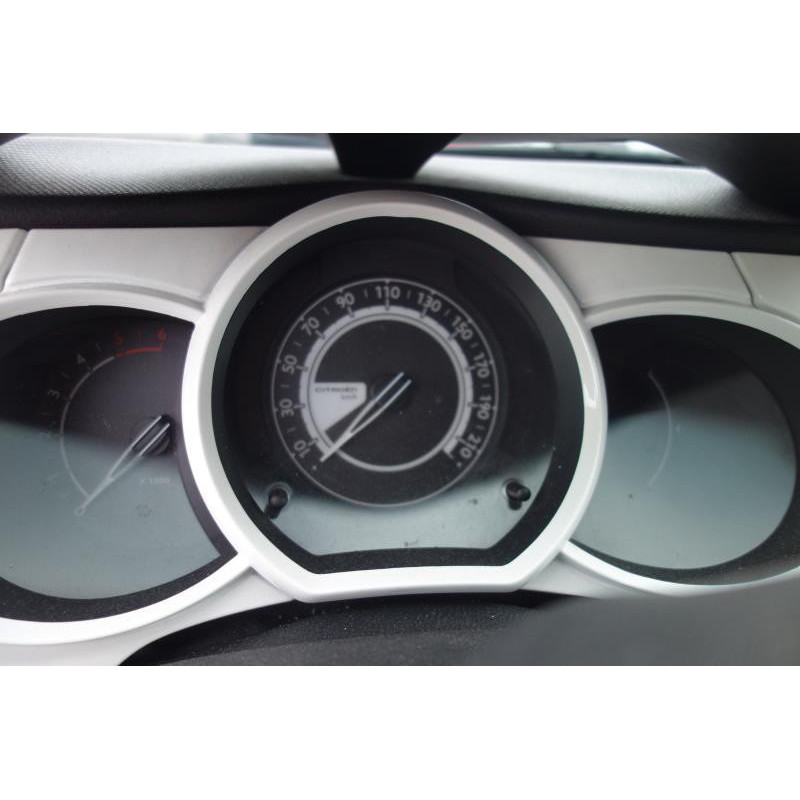 Verin de coffre CITROEN C3 2 Photo n°8