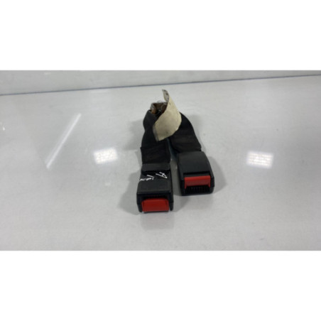 Attache ceinture arriere gauche OPEL CORSA B Photo n°1