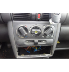 Bouton de warning OPEL CORSA B