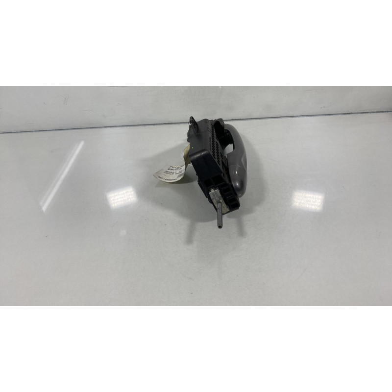 Poignee porte arriere gauche RENAULT CAPTUR 1 Photo n°2