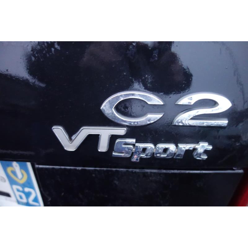 Attache ceinture arriere droit CITROEN C2 Photo n°8