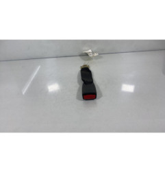 Attache ceinture arriere droit TOYOTA COROLLA 10