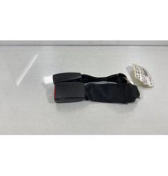 Attache ceinture arriere gauche TOYOTA COROLLA 10 Photo n°1