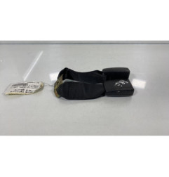 Attache ceinture arriere gauche TOYOTA COROLLA 10