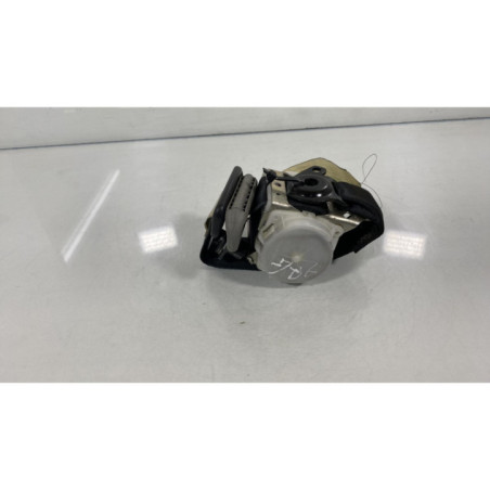 Ceinture arriere gauche TOYOTA YARIS 2 Photo n°1