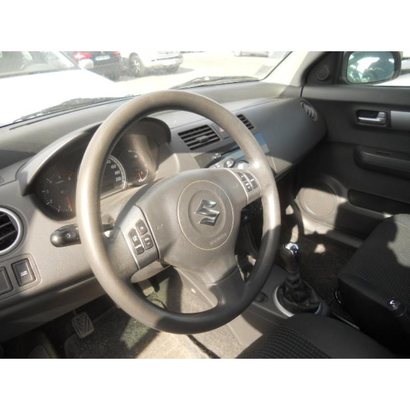 Horloge SUZUKI SWIFT 3 Photo n°9