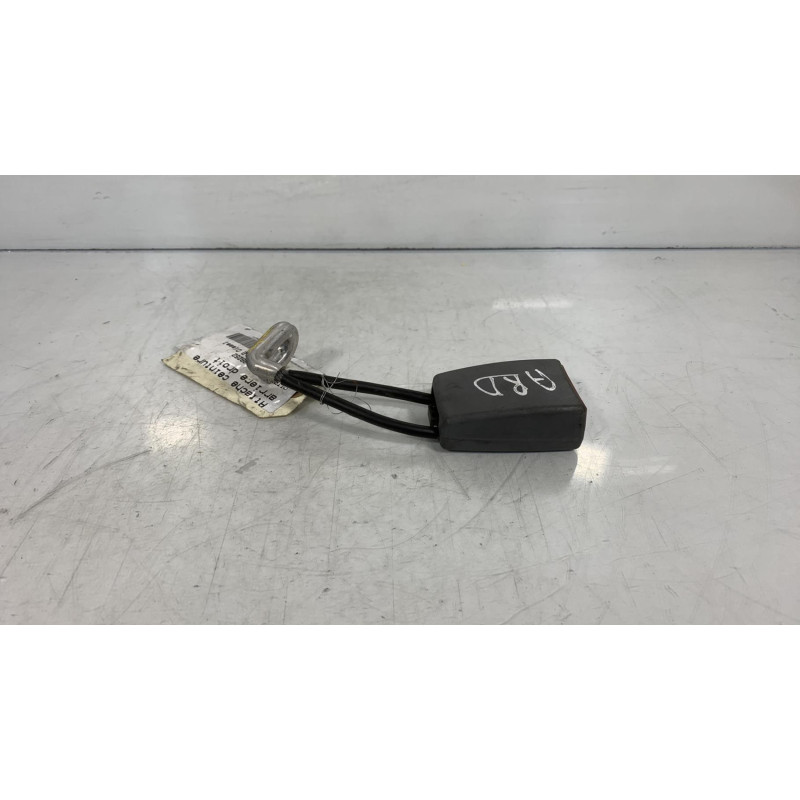 Attache ceinture arriere droit CITROEN C5 1 Photo n°1