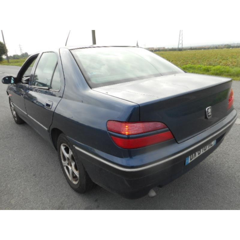 Pare choc arriere PEUGEOT 406 Photo n°6