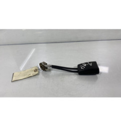 Attache ceinture arriere gauche VOLKSWAGEN NEW BEETLE 1