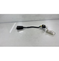 Attache ceinture avant gauche VOLKSWAGEN NEW BEETLE 1 Photo n°1
