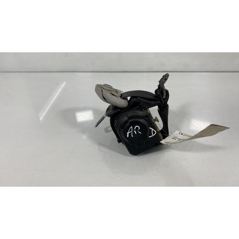 Ceinture arriere droit VOLKSWAGEN NEW BEETLE 1 Photo n°3