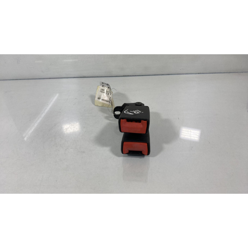 Attache ceinture arriere gauche FORD FOCUS 1 Photo n°3
