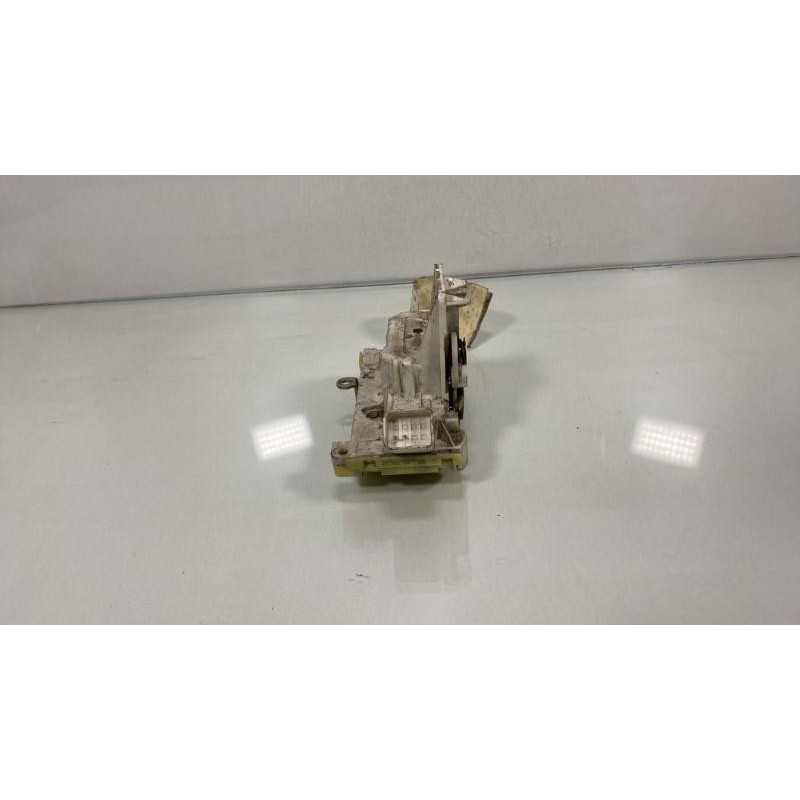 Serrure arriere droit FORD FOCUS 1 Photo n°2