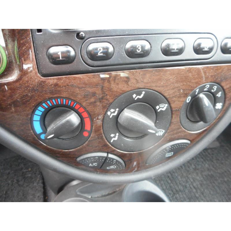 Serrure arriere droit FORD FOCUS 1 Photo n°9