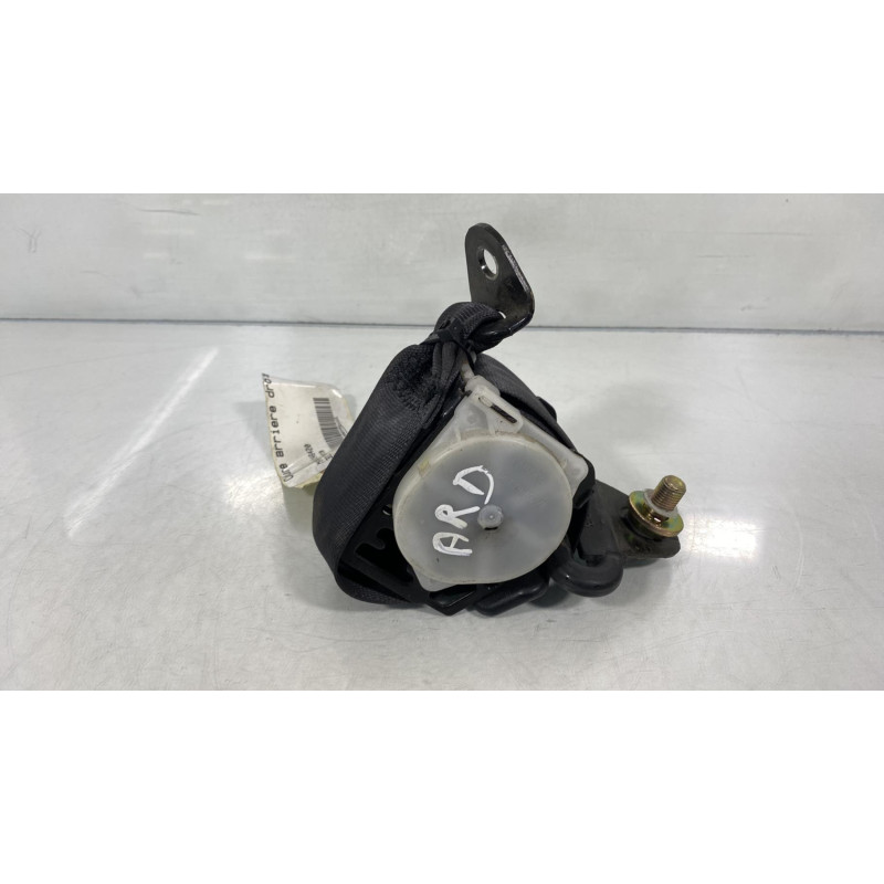 Ceinture arriere droit MAZDA 323 5 Photo n°1