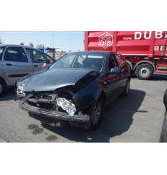 Attache ceinture arriere gauche VOLKSWAGEN GOLF 4
