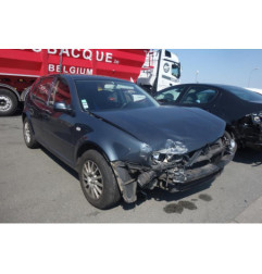 Attache ceinture arriere gauche VOLKSWAGEN GOLF 4