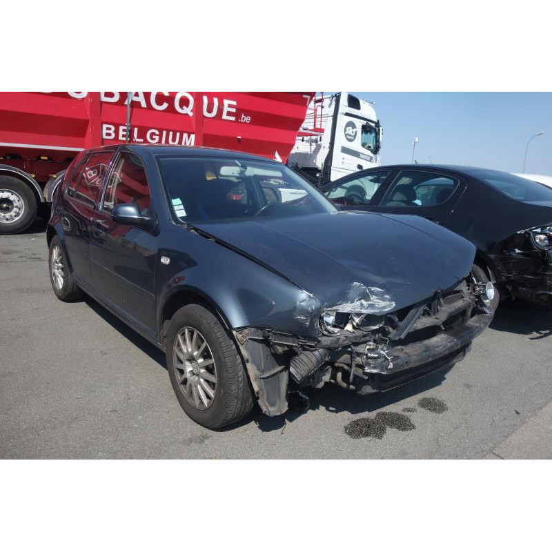 Attache ceinture arriere gauche VOLKSWAGEN GOLF 4 Photo n°5