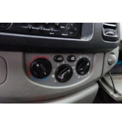 Porte laterale gauche RENAULT TRAFIC 2