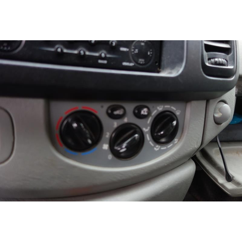 Porte laterale gauche RENAULT TRAFIC 2 Photo n°11