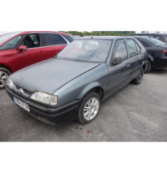 Vitre arriere droit RENAULT R19