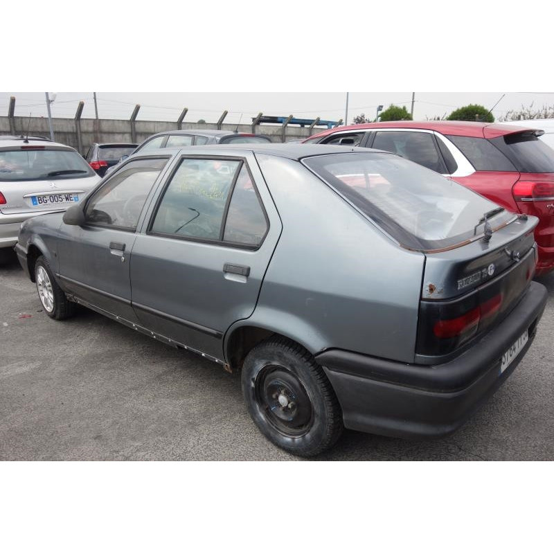 Vitre arriere droit RENAULT R19 Photo n°7