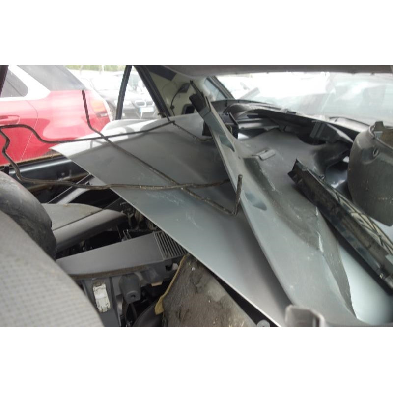 Vitre arriere droit RENAULT R19 Photo n°8