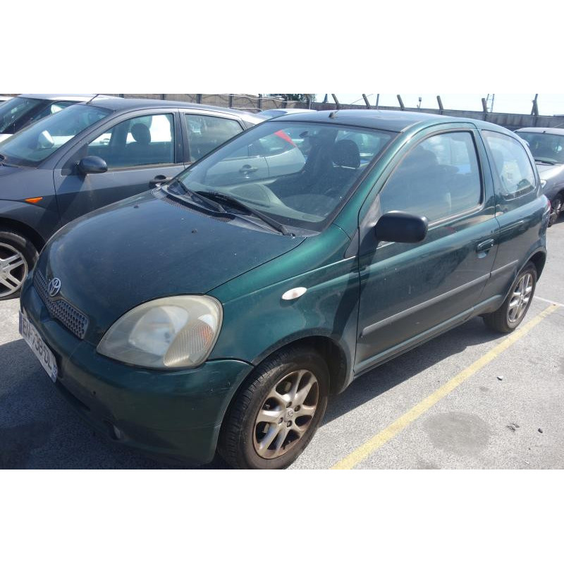 Feu arriere stop central TOYOTA YARIS 1 Photo n°4