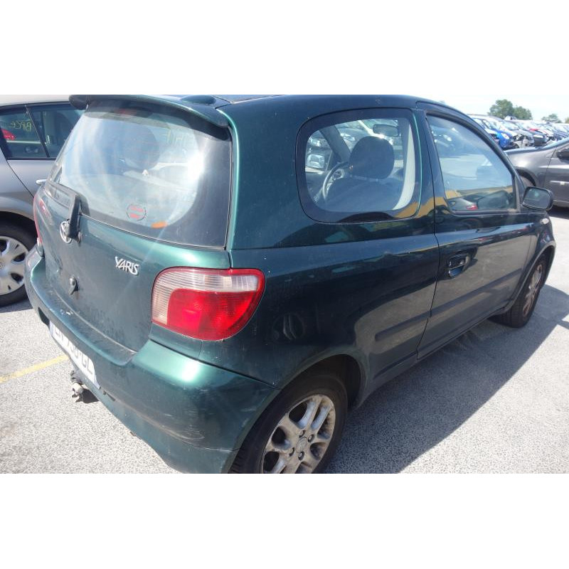 Feu arriere stop central TOYOTA YARIS 1 Photo n°6