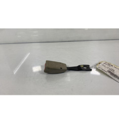 Attache ceinture avant gauche MAZDA DEMIO