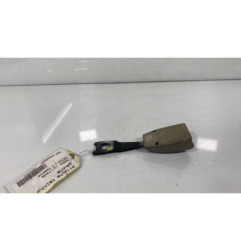 Attache ceinture avant gauche MAZDA DEMIO