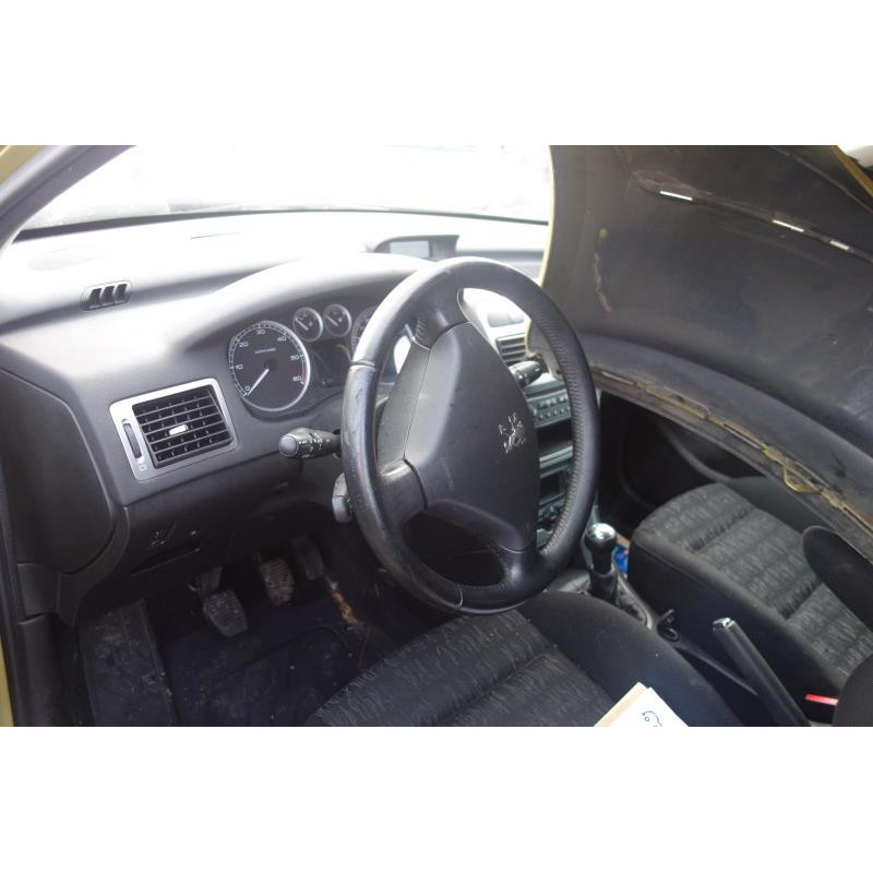 Attache ceinture avant droit PEUGEOT 307 Photo n°8