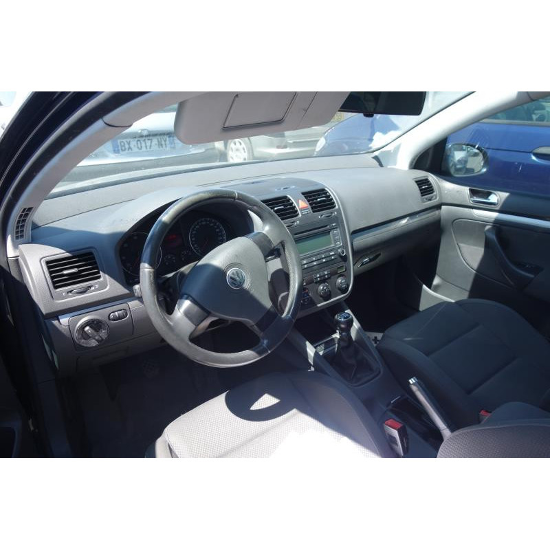 Ceinture arriere droit VOLKSWAGEN GOLF 5 Photo n°8