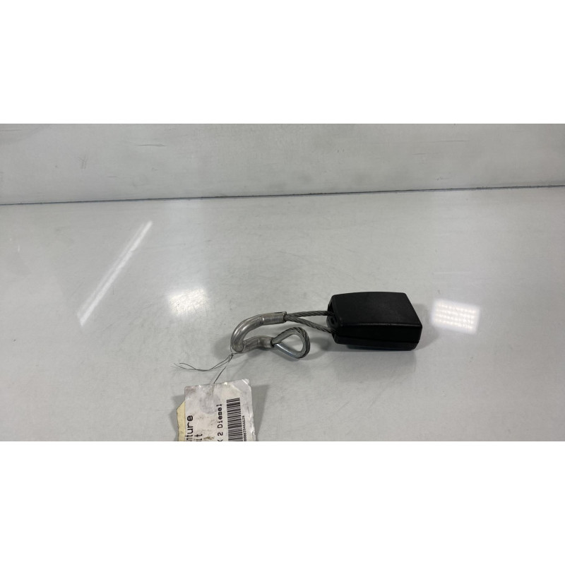 Attache ceinture arriere droit AUDI A3 2 Photo n°2