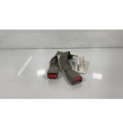 Attache ceinture arriere droit MAZDA DEMIO