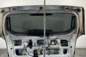 Malle/Hayon arriere HYUNDAI TUCSON 1