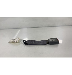 Attache ceinture arriere droit PEUGEOT 406