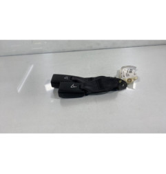 Attache ceinture arriere droit MAZDA 323 5