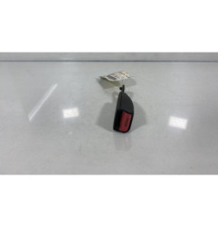 Attache ceinture avant droit MAZDA 323 5 Photo n°1