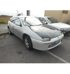 Serrure de coffre MAZDA 323 5