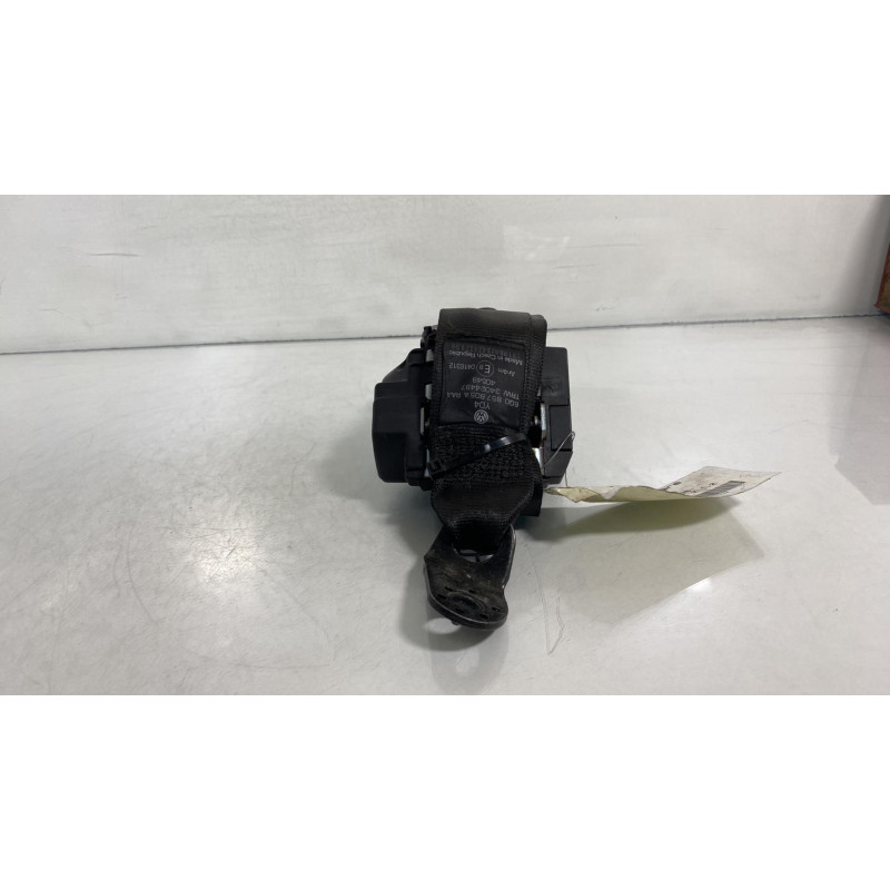 Ceinture arriere gauche VOLKSWAGEN POLO 4 Photo n°1
