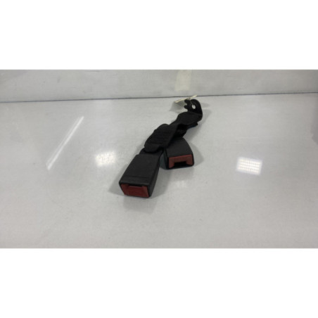 Attache ceinture arriere droit MERCEDES CLASSE C Photo n°1