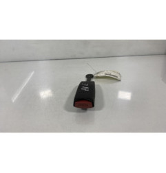 Attache ceinture avant gauche MERCEDES CLASSE C Photo n°1