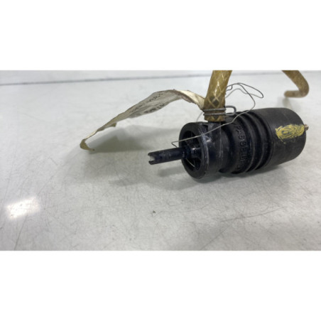Pompe lave glace avant MERCEDES CLASSE C Photo n°1