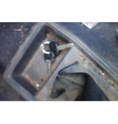 Pompe lave glace avant PEUGEOT 205