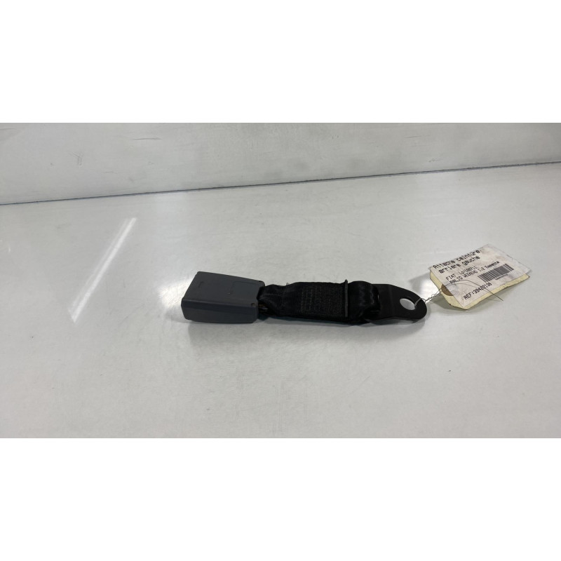 Attache ceinture arriere gauche FIAT PALIO Photo n°2