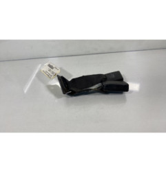 Attache ceinture arriere droit NISSAN PRIMERA 2