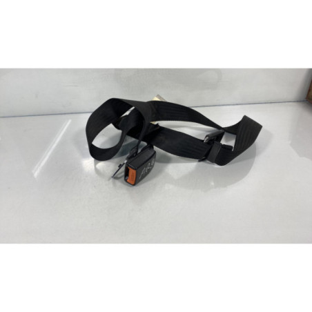 Attache ceinture arriere gauche NISSAN PRIMERA 2 Photo n°1