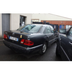 Trappe d'essence MERCEDES CLASSE E