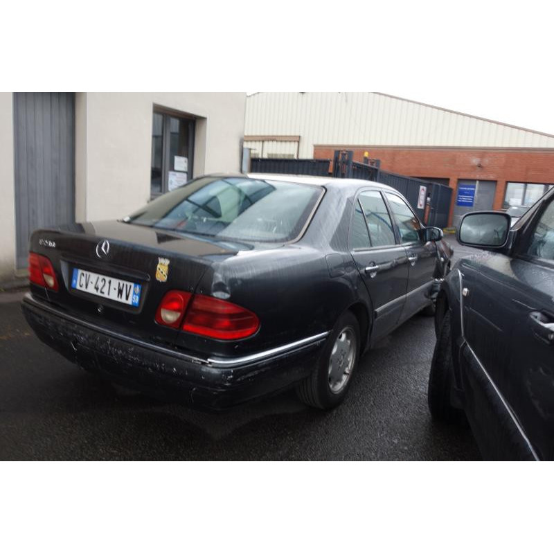 Serrure avant droit MERCEDES CLASSE E Photo n°6